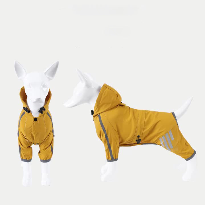 Pet raincoat for wet weather – comfortable and breathable design